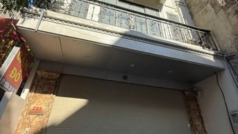 Cho thuê nhà mặt phố Trương Định: 80m2, 5 tầng, thang máy, nhà mới
