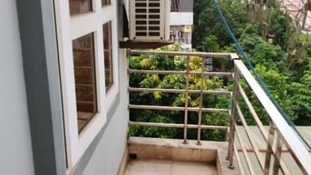 Gia đình có căn hộ cho thuê nhà 2 mặt ngõ thoáng mát và đã đây đủ tiện