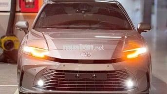 Toyota Camry 2025 2.5HEV TOP 2025 - 27 km