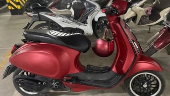 Cần bán xe Vespa chính chủ 2020