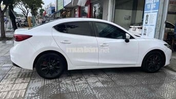 Mazda 3 2016 1.5 AT Sedan - 120000 km