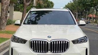 BMW X5 2023 xDrive40i xLine - 3333 km