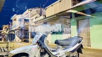 Xipo 110 dọn phong cách bụi đời chợ lớn