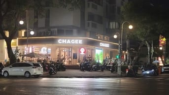 CẦN GẤP 3 NAM GIỮ XE QUÁN TRÀ SỮA CHAGEE Ở PHAN XÍCH LONG - PHÚ NHUẬN 