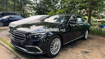 Mercedes E200 Exclusive 2023 đi siêu lướt