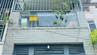 Nhà Đoàn Công Bửu Q3 dt 48m2/1ty950. Nhà sổ sẵn, sang tên ngay