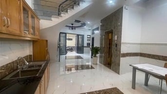 KHU VIP Q.11 đường Lê Thị Bạch Cát, Sổ Cất két, Ngang 5.5m Giá 5.6Tỏi 