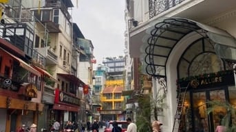 Bán Nhà Phố Cổ Đào Duy Từ, Hoàn Kiếm 78m, 5 tầng, mt 5.3m, giá 78 tỷ.
