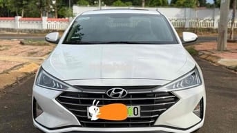 Bán xe elantra 2020 tự động rất đẹp