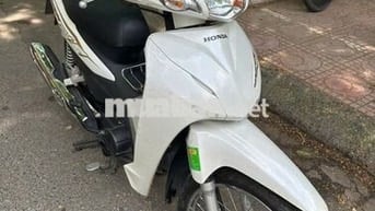 Bán xe Wave a 110 màu trắng, còn mới, nữ sử dụng