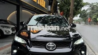 Toyota Fortuner Legender Máy Dầu 2022