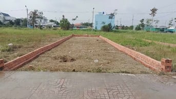 Bán gấp một trong 2 nền đất liền kề, 5x15m, mặt tiền đường quốc lộ 50