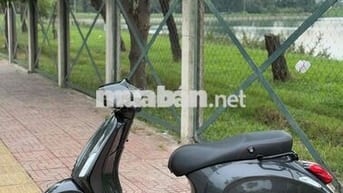 dư dùng nên e cần bán ạ, vespa 2015, spirt,