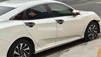 Honda Civic 2018 1.8 E - 65000 km