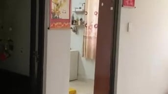 CẦN CẦN 1 NỮ Ở GHÉP CHUNG CƯ 2 PHÒNG NGỦ