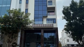 CHO THUÊ TÒA NHÀ 7 TẦNG – 2 MẶT TIỀN TRẦN QUÝ KIÊN, VIEW SÔNG, THỦ ĐỨC