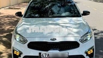 Bán xe CERATO 2020 MT rất đẹp