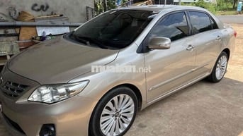 Gia đình cần bán Toyota Corolla Altis 2011 1.8G AT