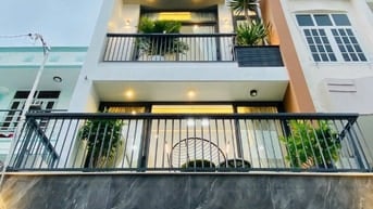 Bán nhà Thảo Điền 48,8m2 đường số 47, Quận 2 giá 4 tỷ 890 triệu.
