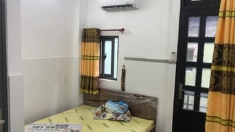 Cho thuê nhà nguyên căn số 169/9 đường Trương Định, Quận 3