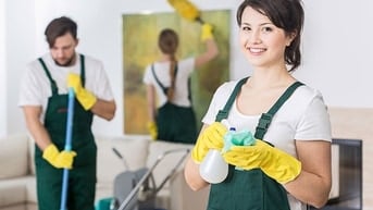 Em cần người làm Tạp Vụ từ 19-55 tuổi ( ưu tiên đi làm ngay )