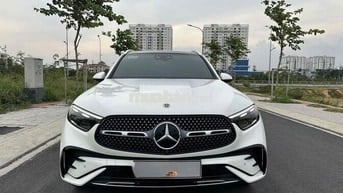 Mercedes Benz GLC Class 2024 - 7999 km Bank 90%