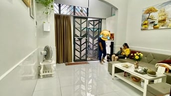  NHÀ GẦN ĐH GIAO THÔNG VẬN TẢI- HẺM XE TẢI THÔNG - 4X12 - GIÁ 3.65 TỶ