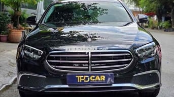 Mercedes Benz E200 Exclusive Model- 700 km