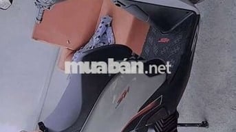 SH 125i ABS xám basn lỗ 16tr hãng mới báo có càvet