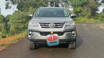 Toyota Fortuner 2019 2.4G 4x2 MT - 78989 km