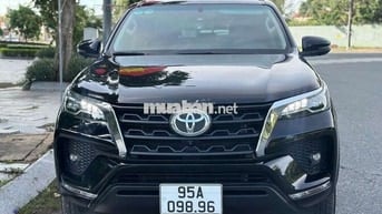 Toyota fortuner 2.7 AT - 7000 km