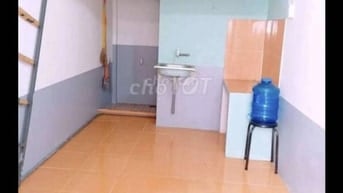 Cho thuê phòng trọ hẽm xe hơi q7 giá 1tr8 