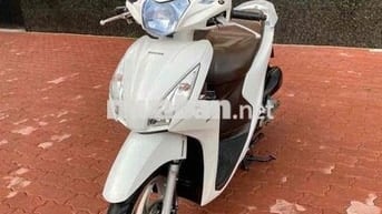 Vision 2015 có giò đạp,bstp,chính chủ,xe zin đẹp