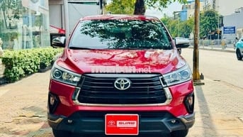 Toyota Innova 2023 Venturer 2.0 AT - 10000 km