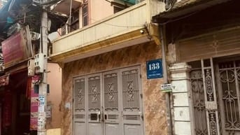 Chính chủ bán nhà mặt phố 133 Nguyễn Chính, lô góc 3 mặt, 77m,13,6 tỷ.