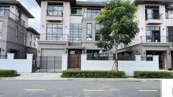 Bán biệt thự đơn lập 300m² view sông, quý 4/2025 nhận nhà giá tốt