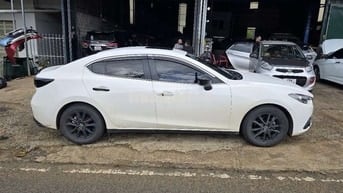 2016 1.5 AT Sedan - 100000 km
