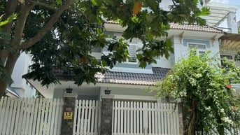 Chính chủ cho thuê biệt thự 3 tầng khu dân cư Khang An, Quận 9, 8x20