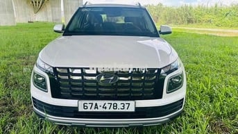 Hyundai Venue 2025 - 2000 km