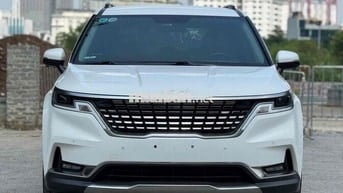 Kia Carnival 2.2D Premium 8 chỗ sx 2022 trắng