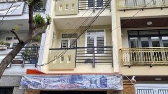 NHÀ MT ĐƯỜNG SỐ 28 PHƯỜNG BÌNH PHÚ (4X18) GIÁ 12 TỶ
