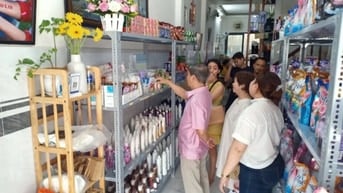 CẦN TUYỂN CÔ/CHỊ TẠP VỤ (30 - 60 TUỔI) VIỆC NHẸ - LƯƠNG ỔN ĐỊNH