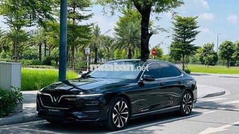 VinFast Lux A2.0 2020 Premium 2.0 AT