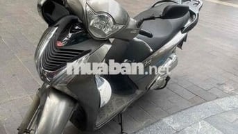 mình muốn đổi xe mới nên bán xe cũ mình rẻ lại