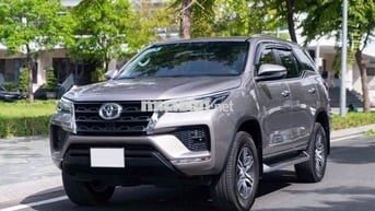 Toyota Fortuner 2022 2.4 4x2 AT - 55000 km