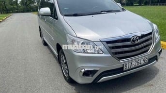 Toyota Innova 2015 - 130000 km