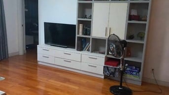 Cần cho thuê gấp căn hộ  Hùng Vương Plazza Q5 , Dt 129m2, 3 phòng ngủ,