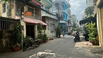 Chính chủ bán gấp nhà hẻm xe tải , Ông Ích Khiêm P14 Quận 11