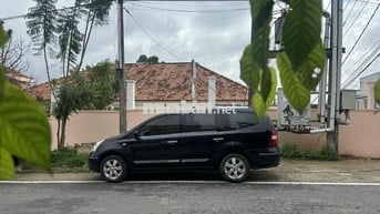Nissan Grand livina 2010 1.8 AT - 100000 km