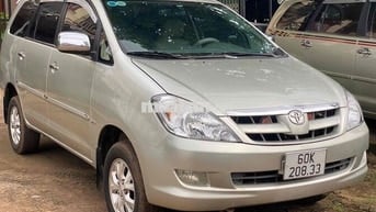 Toyota Innova 2006 G - 120000 km